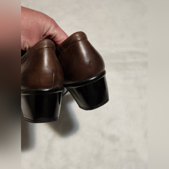 Clarks shoes for women size 10 - Picture 4 of 6